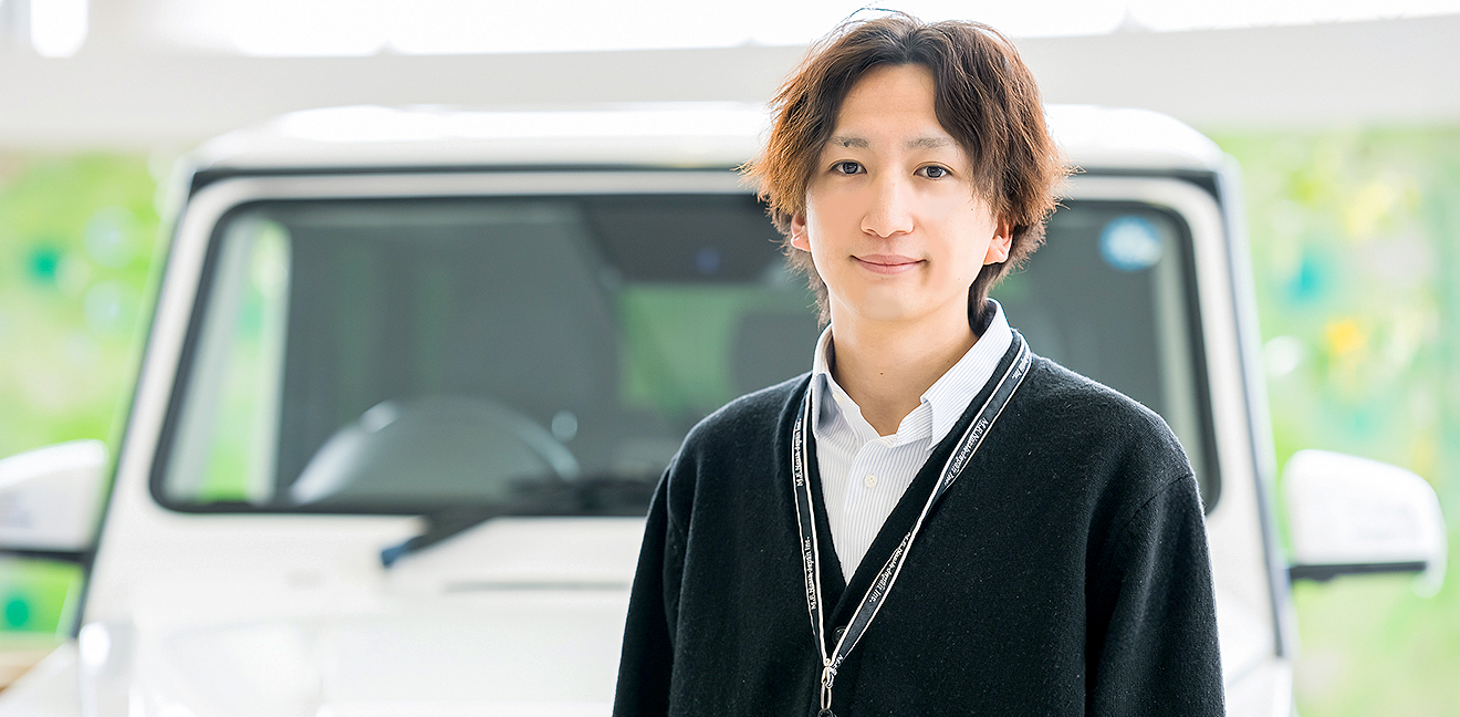 先輩社員インタビュー